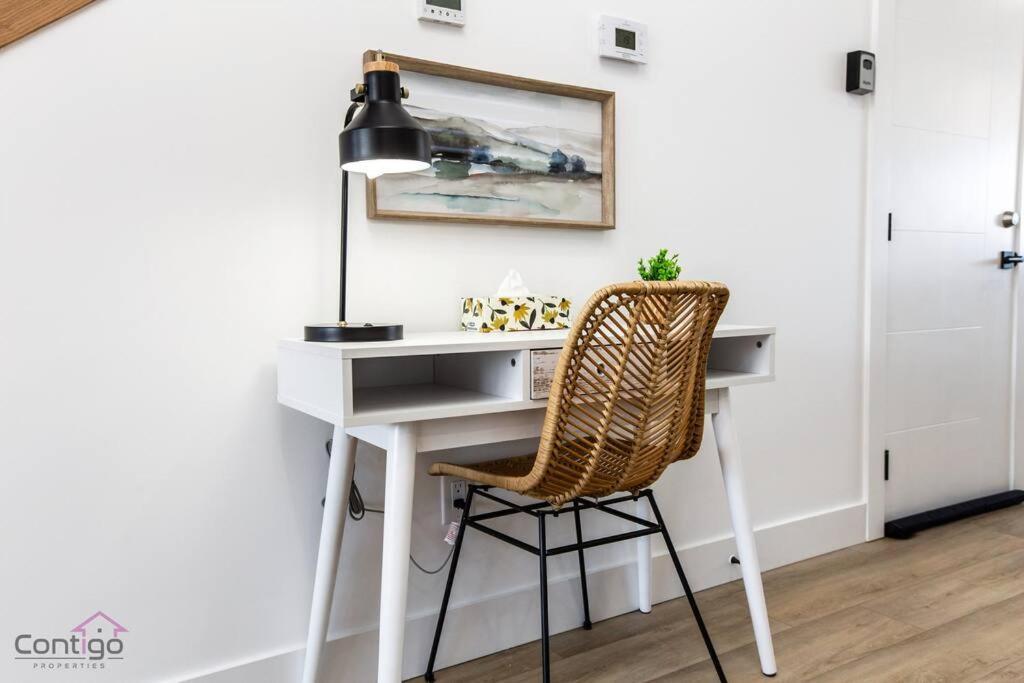 Urban Zen, Aircon, King Bed, 10 Min Wem & Dt! Holiday home Edmonton